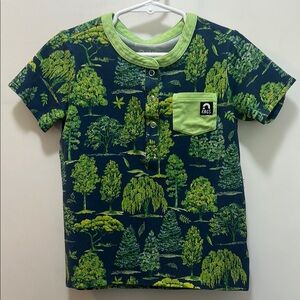 Rags to Raches Green Short Sleeve Tee With Trees 🌳 Size 5/6